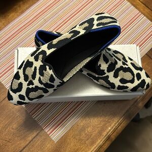 Rothy’s Desert Cat